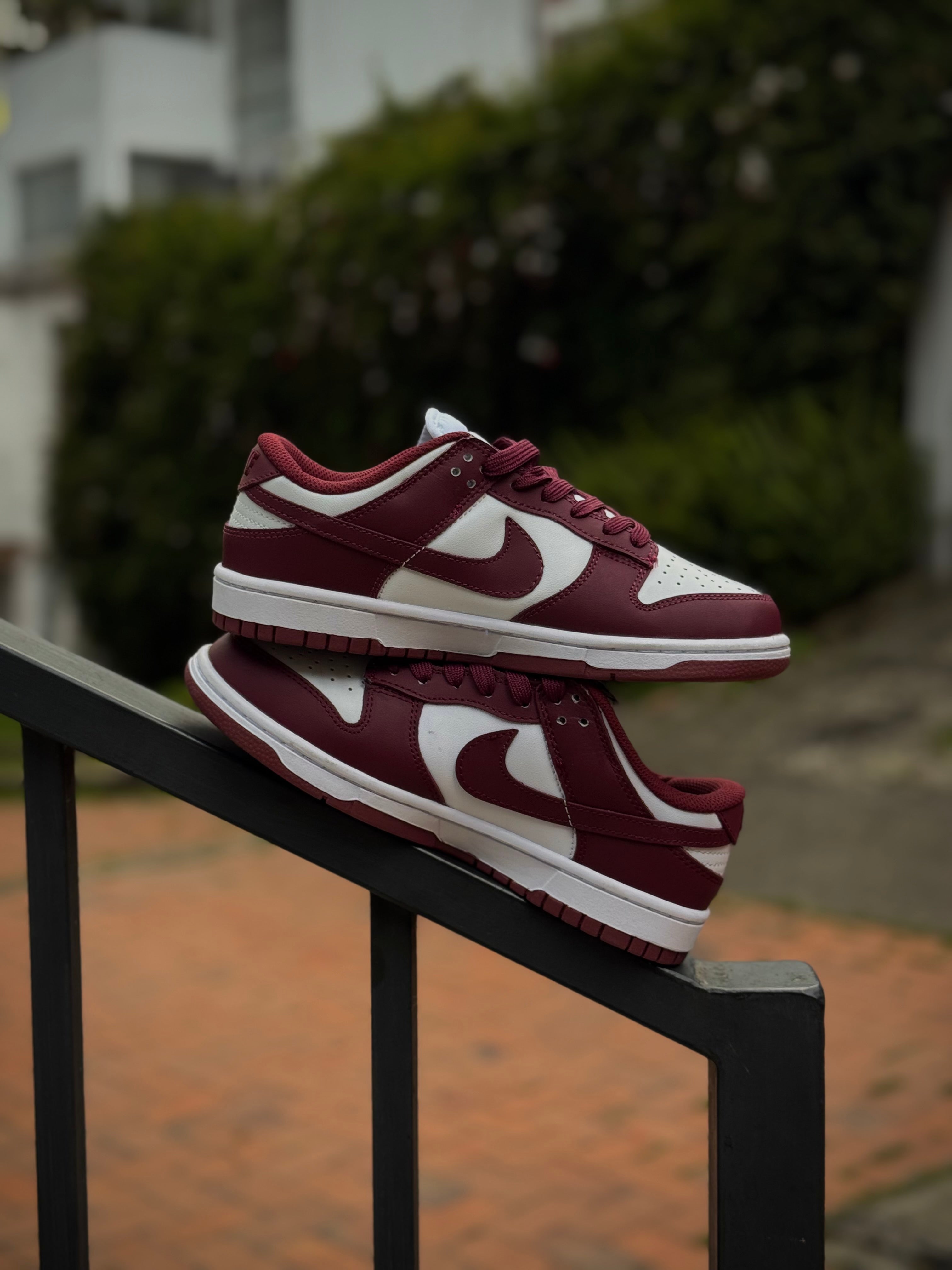 Nike Dunk Low Bordeaux