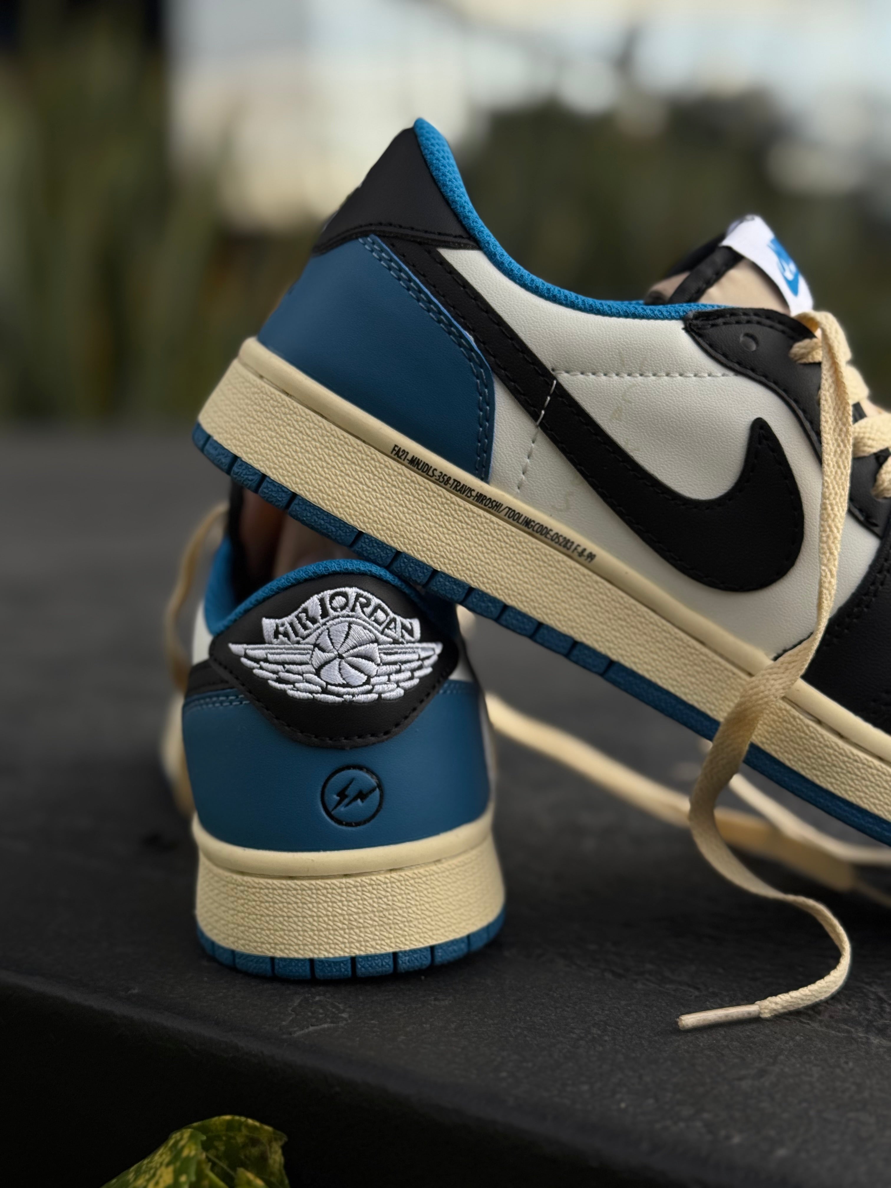 Jordan 1 x Travis x Fragment