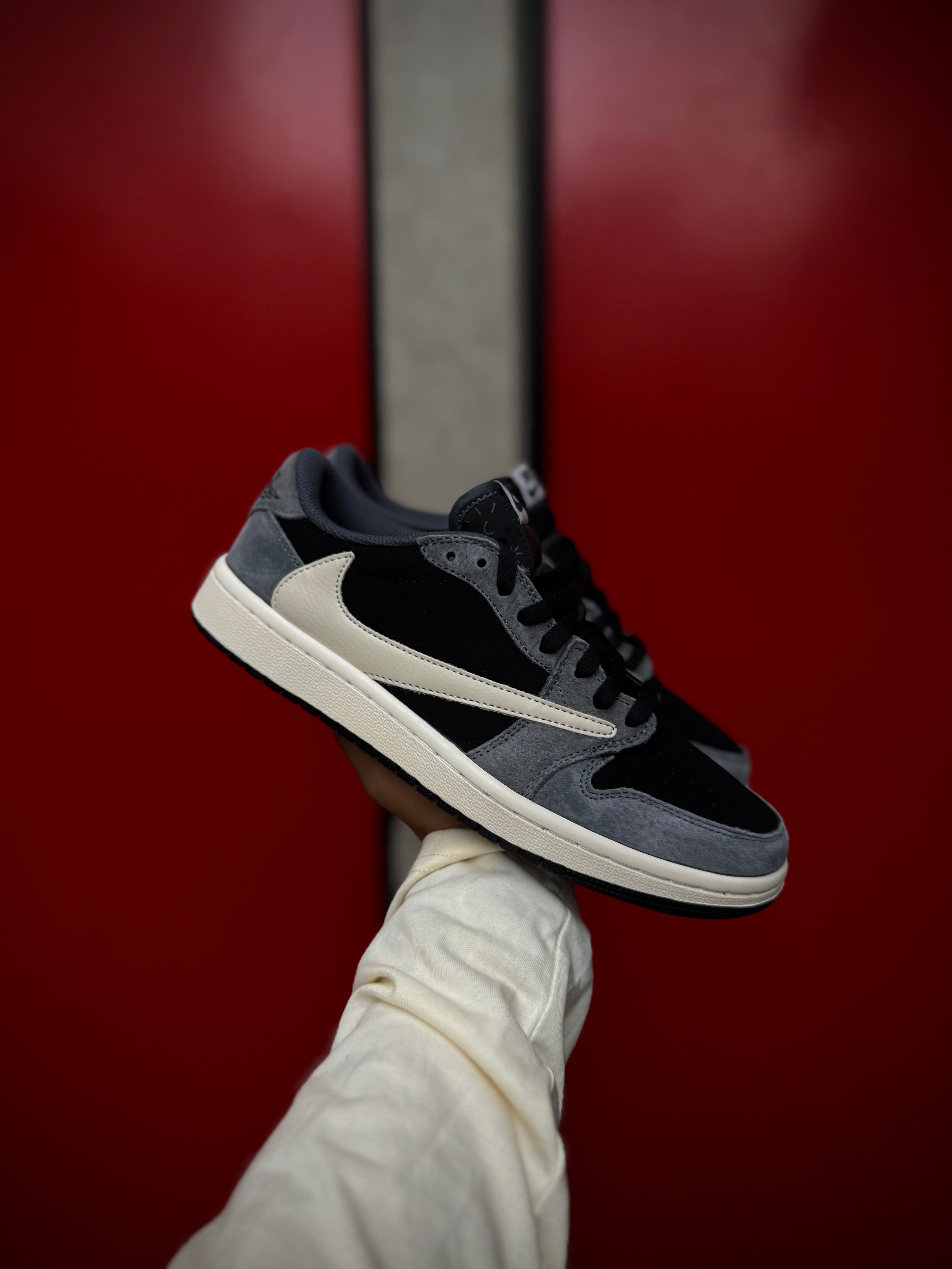 Jordan 1 Low x Travis Scott Custom