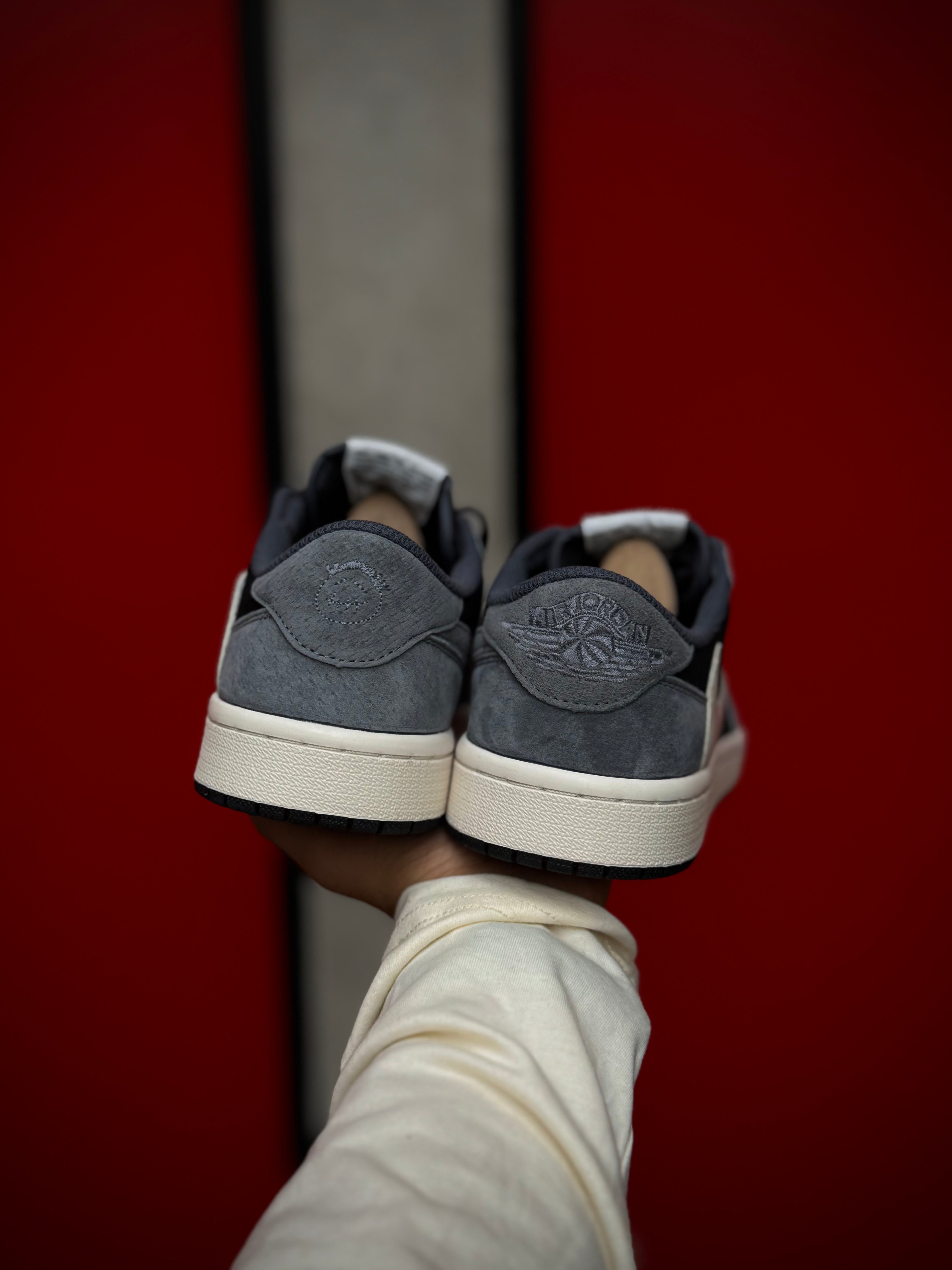 Jordan 1 Low x Travis Scott Custom