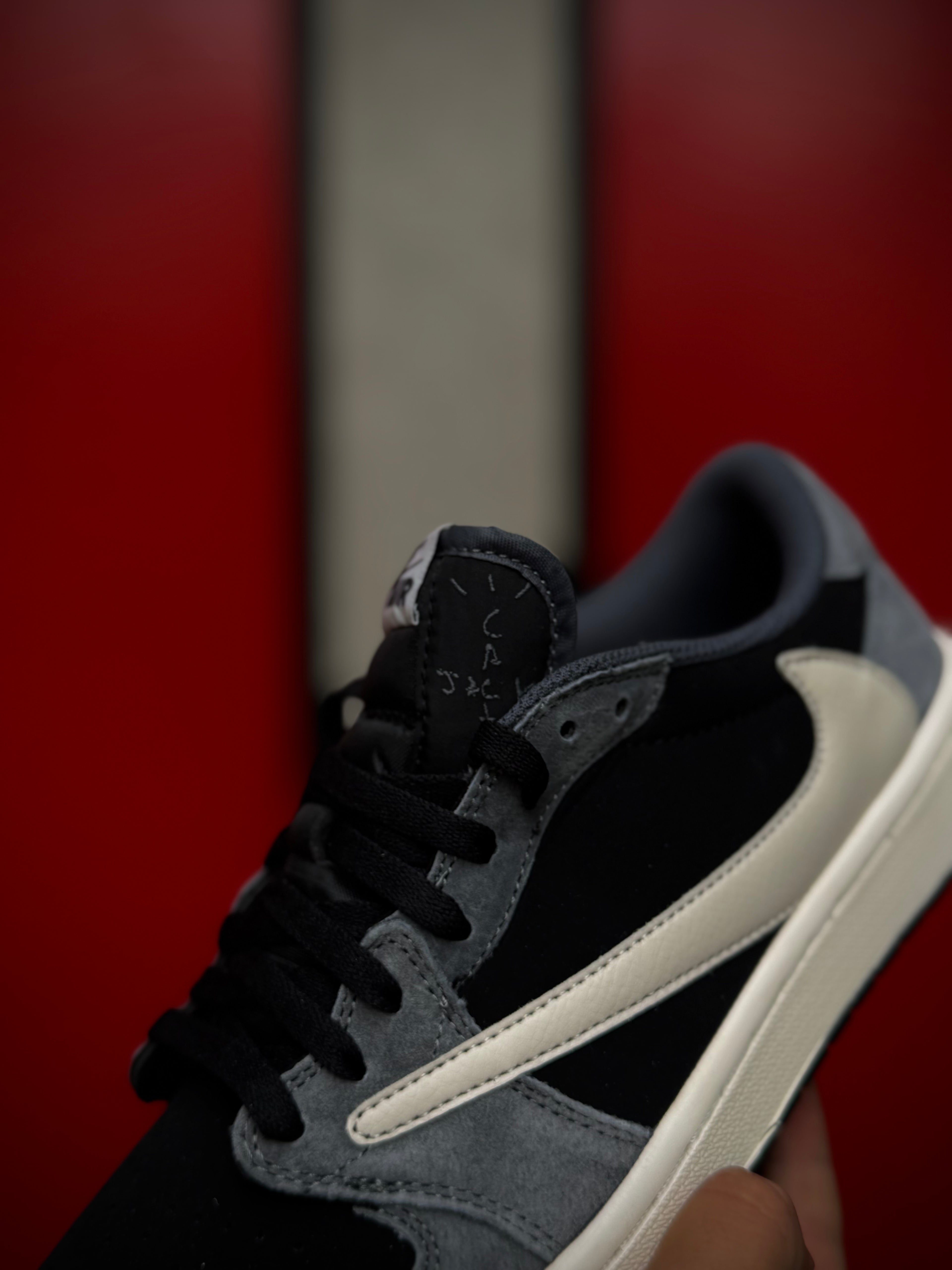 Jordan 1 Low x Travis Scott Custom