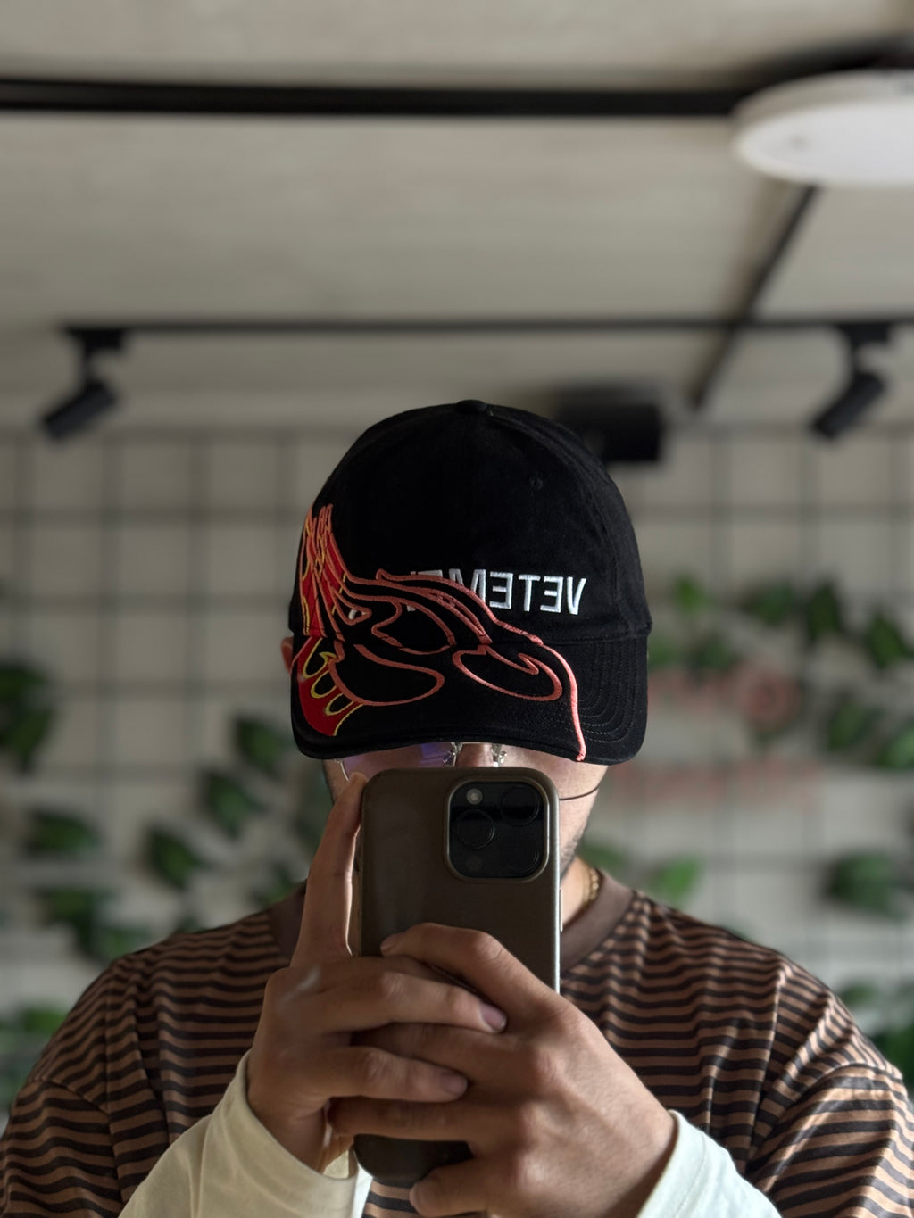 Vetemens x Reebok