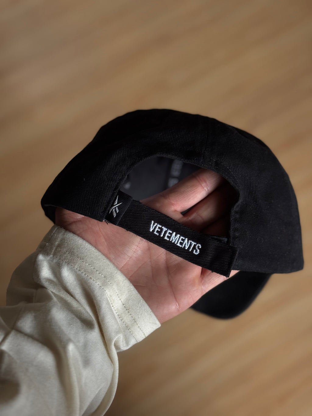 Vetemens x Reebok