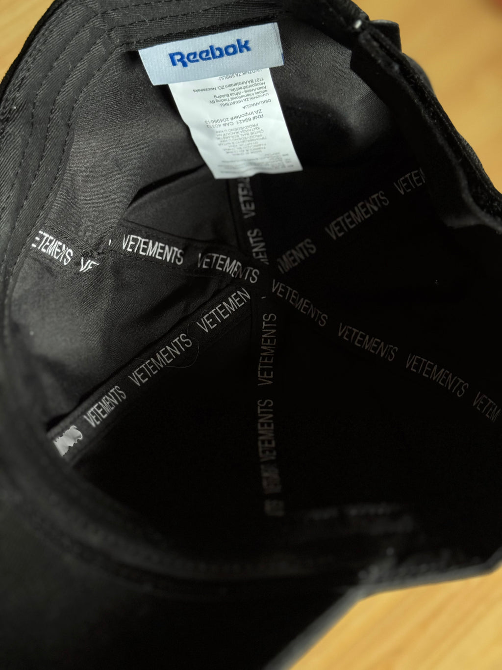 Vetemens x Reebok