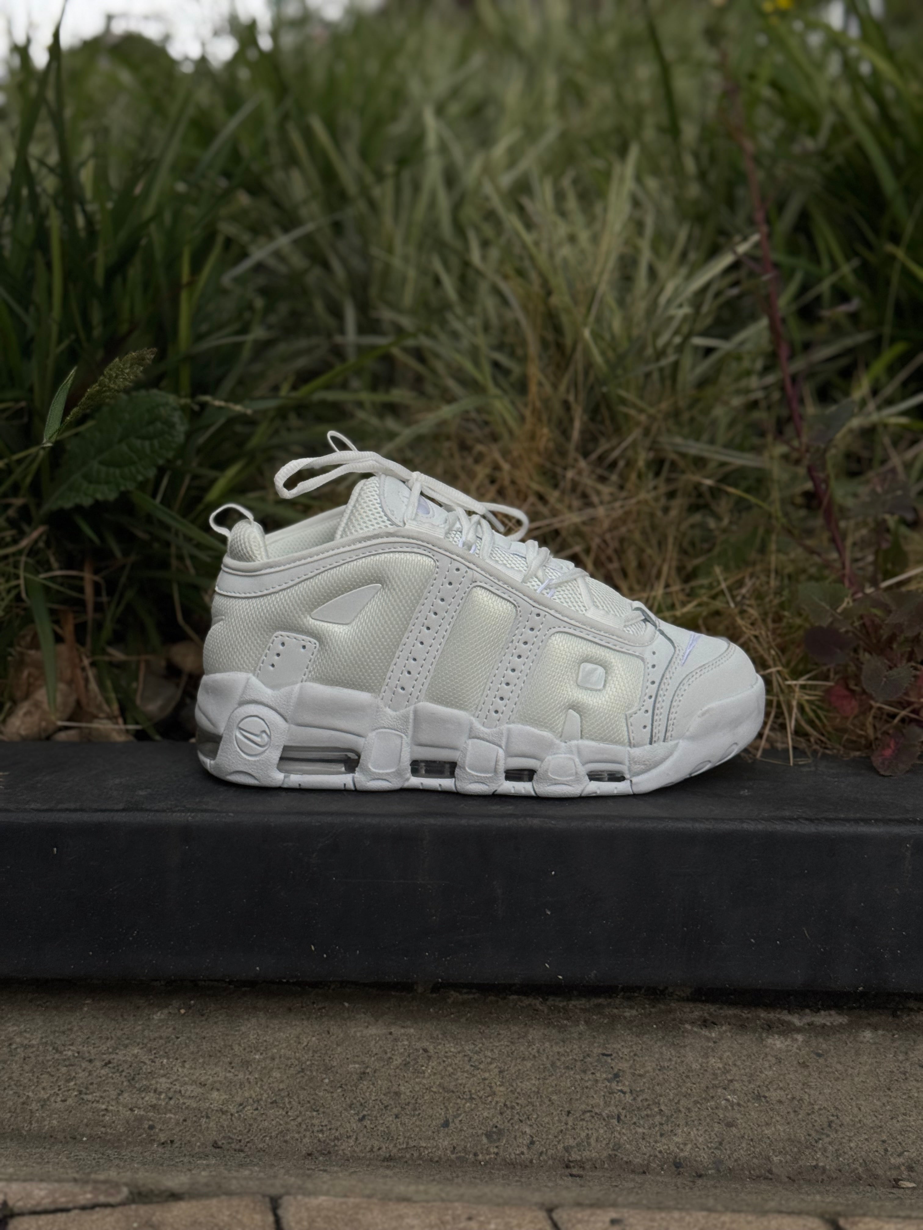 Nike More Uptempo Low