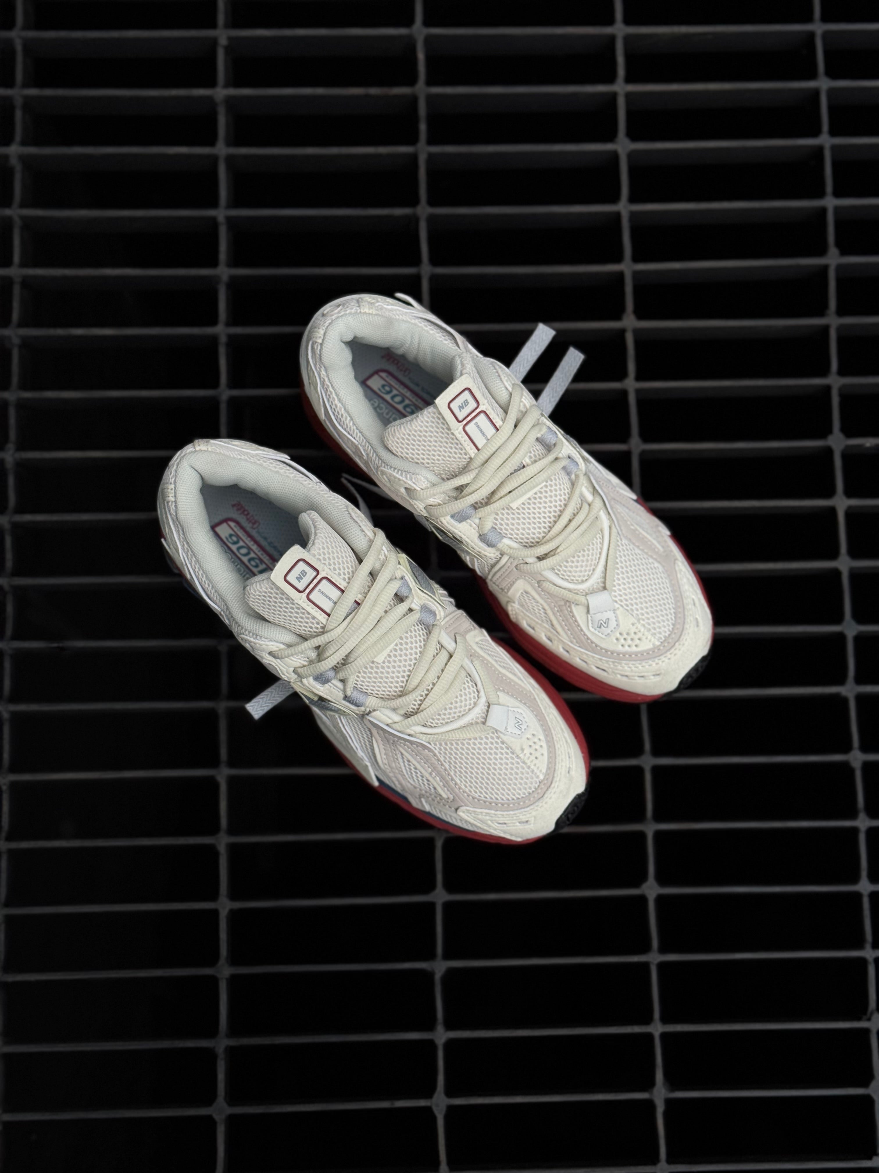 New Balance 1906A Sea Salt Astro Dust