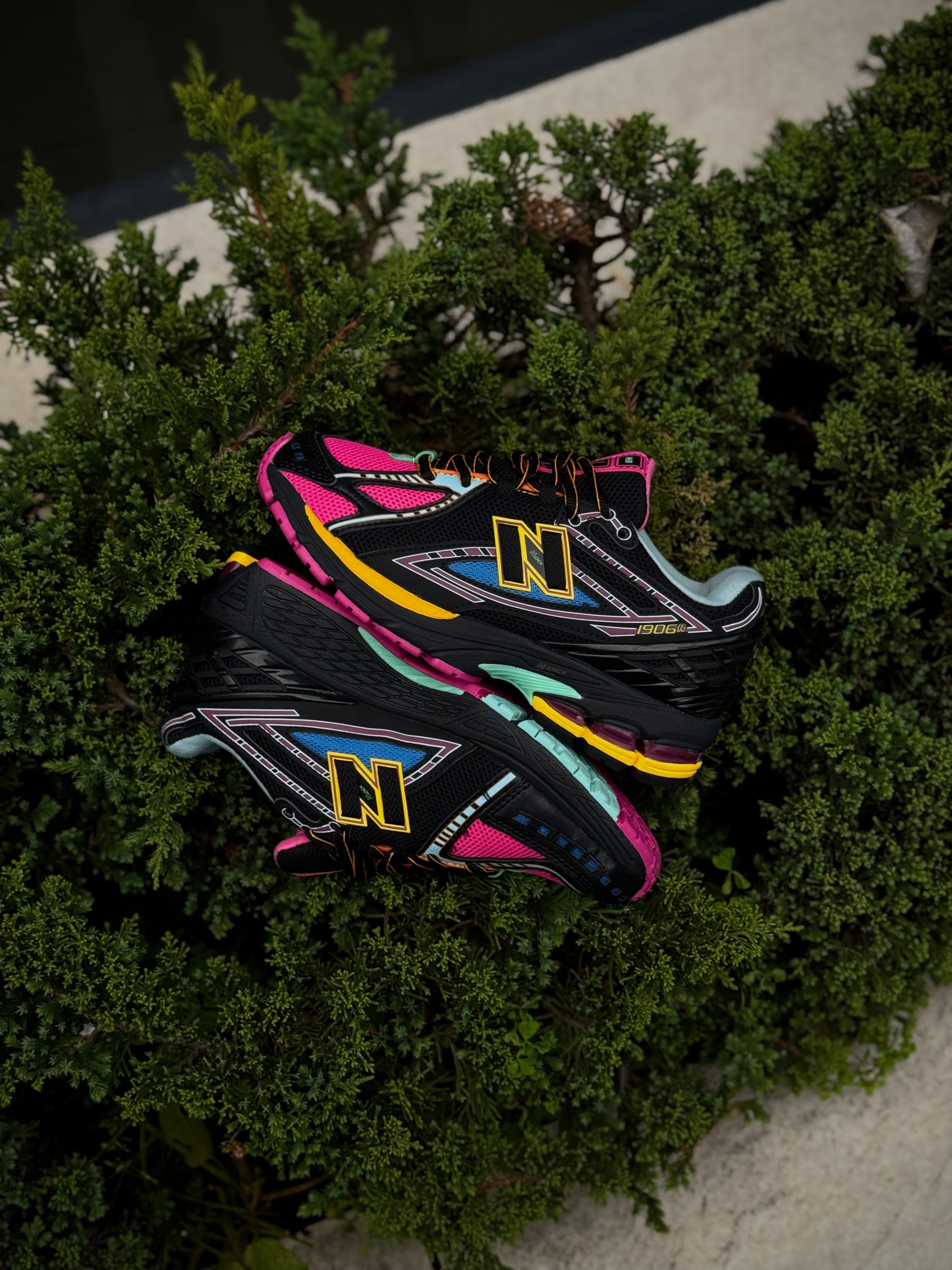 New Balance 1906R Neon Nights