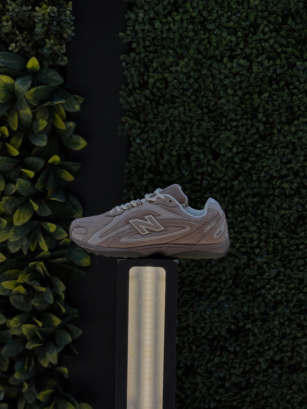 New Balance 204L Mushroom