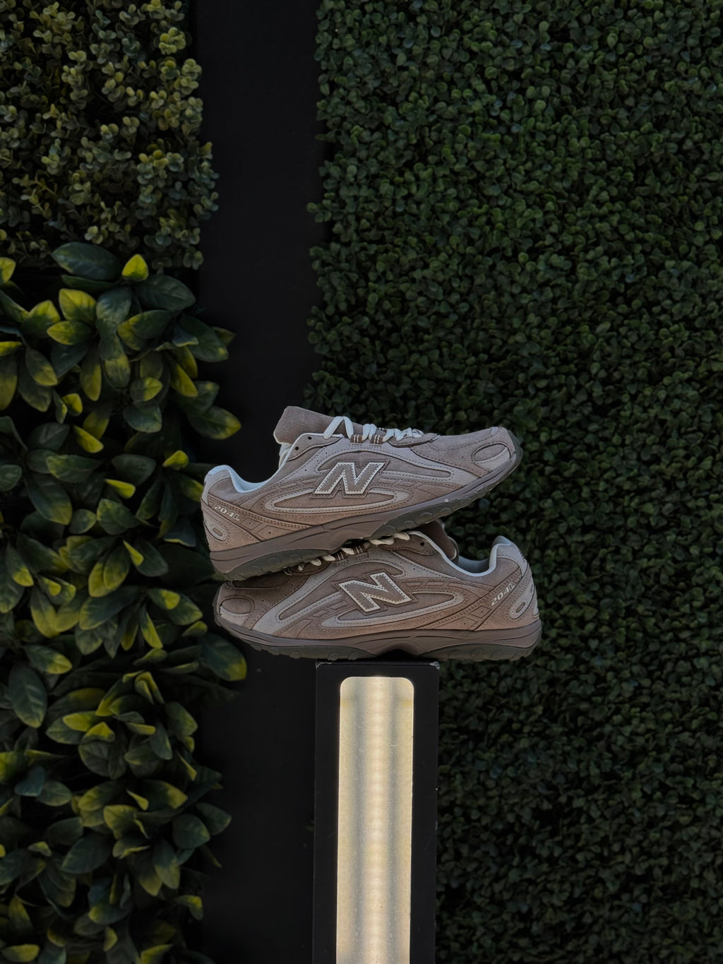 New Balance 204L Mushroom