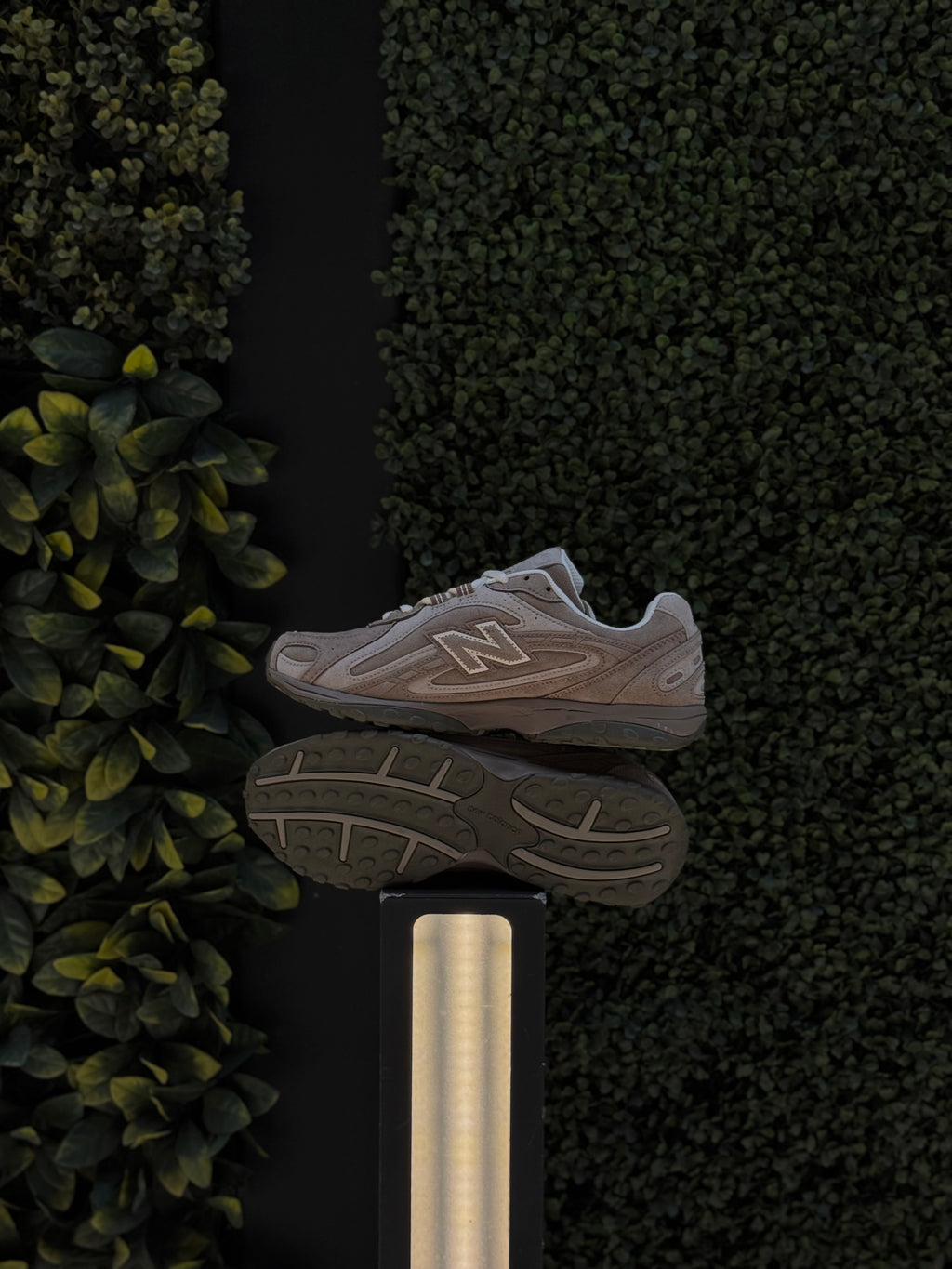 New Balance 204L Mushroom