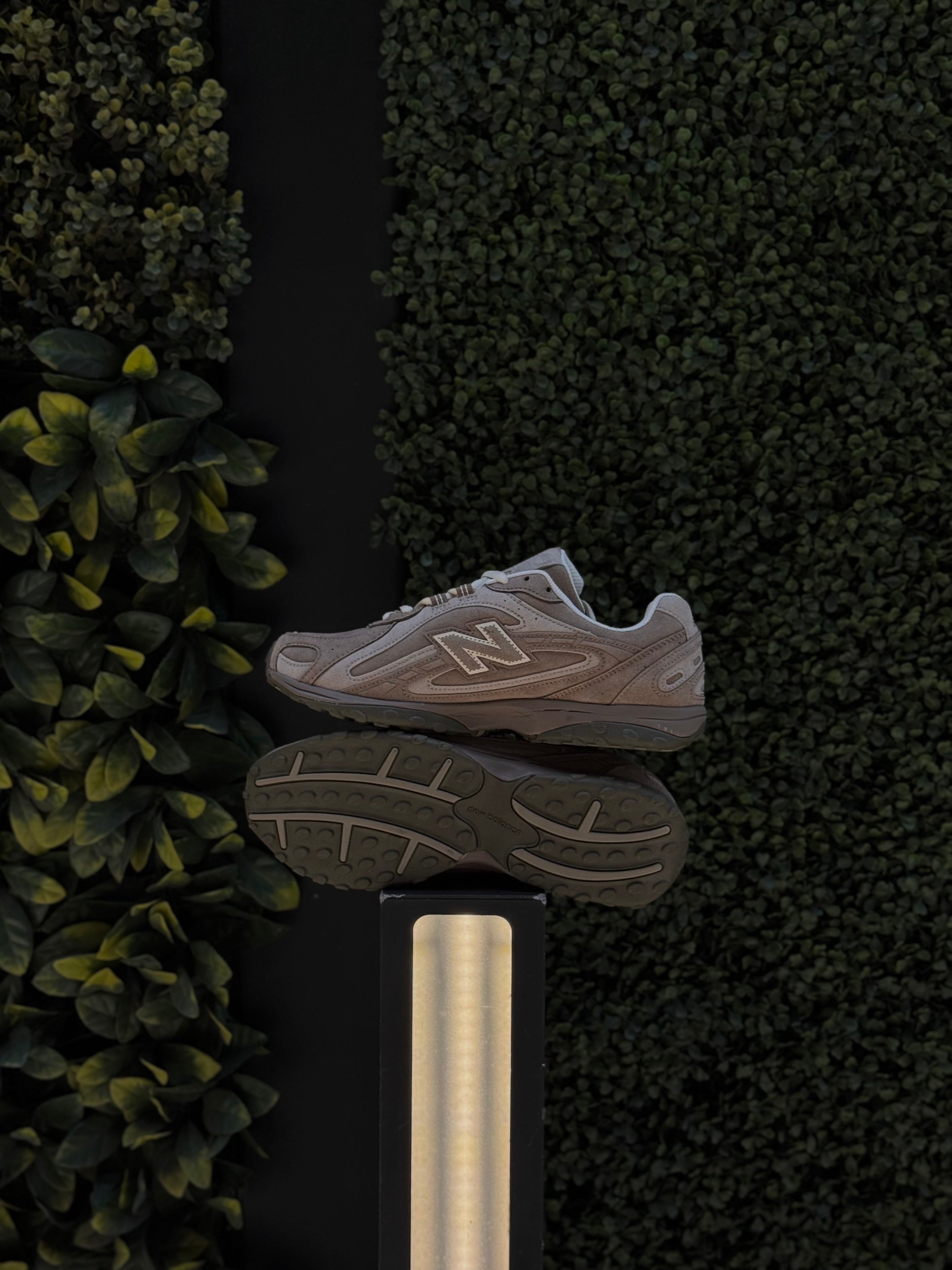 New Balance 204L Mushroom