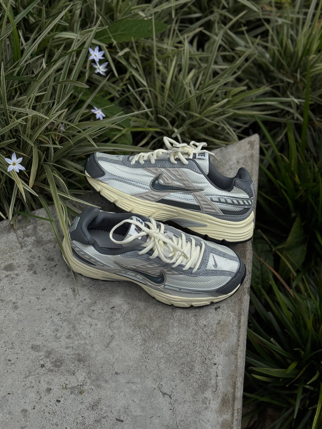 Nike Initiator