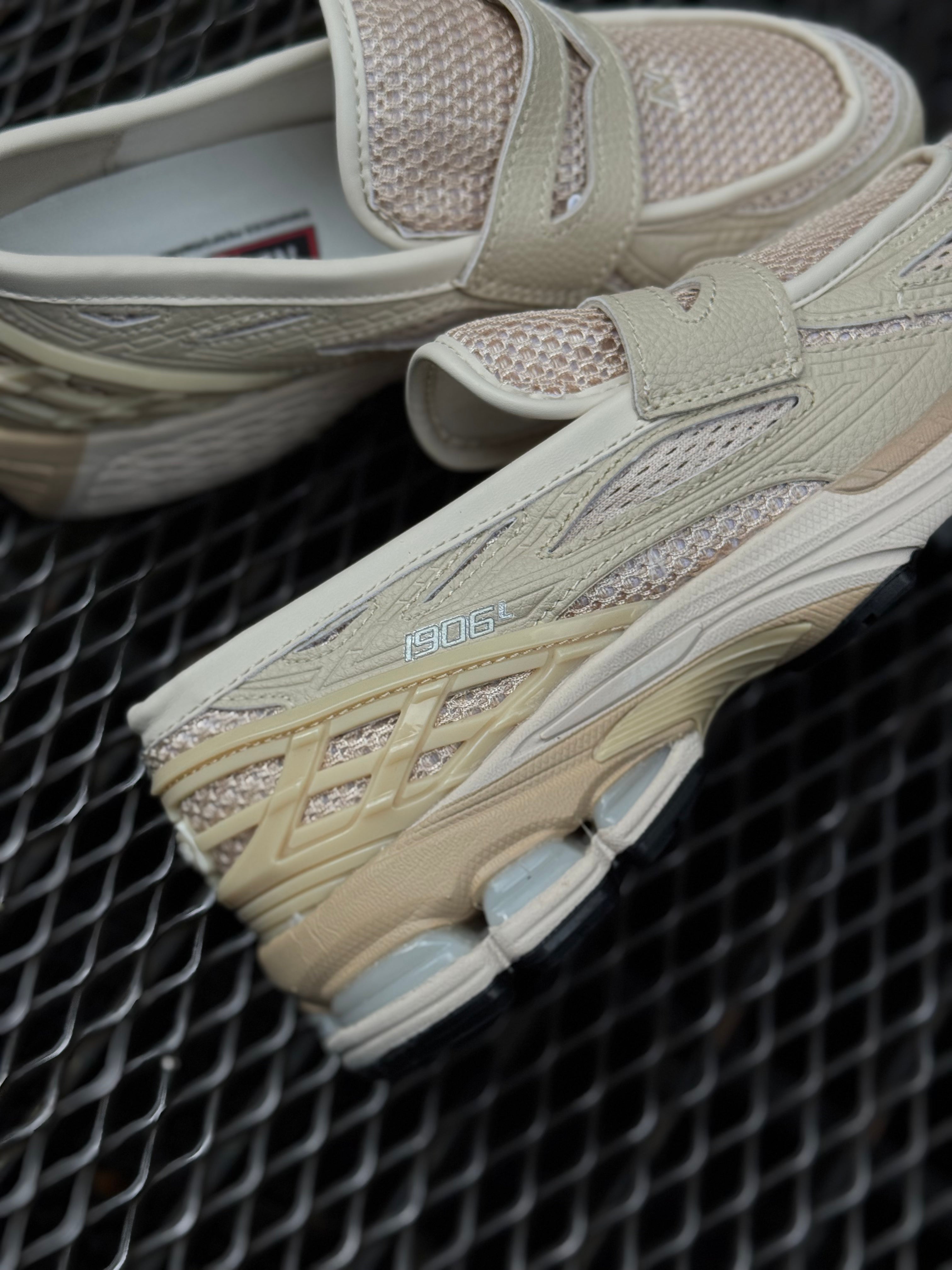 New Balance 1906LV1 Bisque Loafer