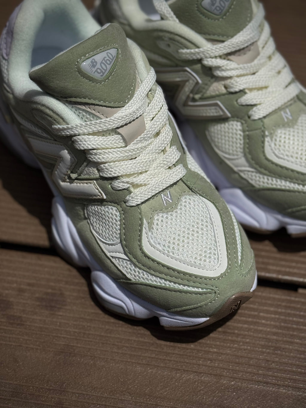 New Balance 9060