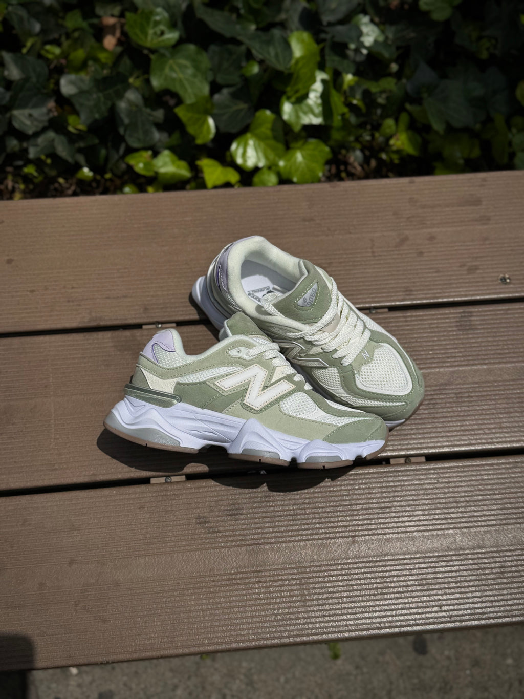New Balance 9060