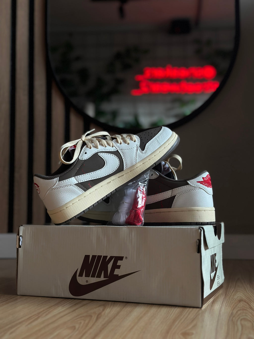 Jordan 1 x Travis Reverse Mocha