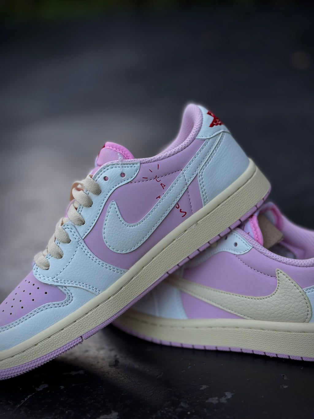 Jordan 1 Travis Scott Shy Pink