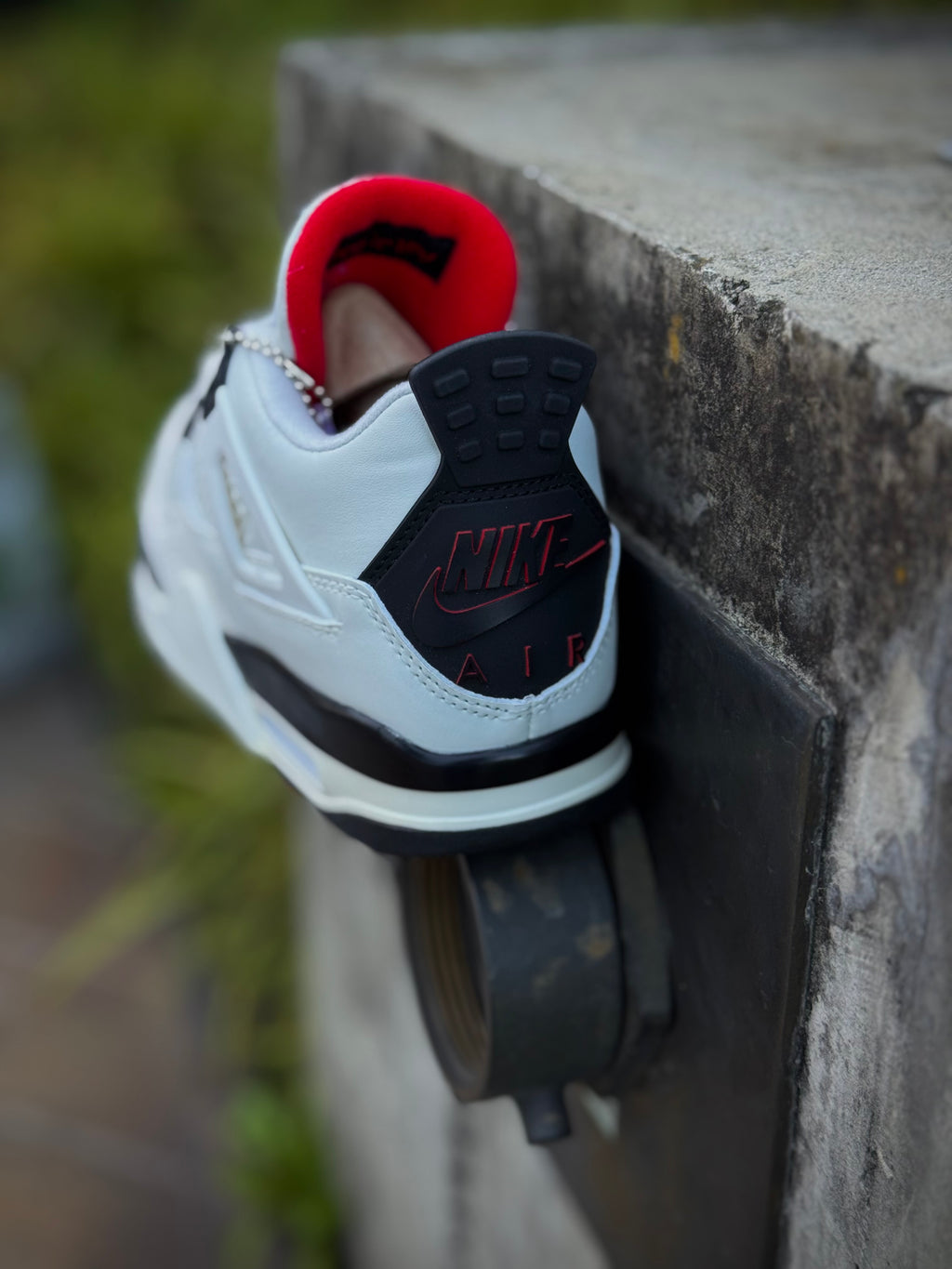Jordan 4 Retro Flight Club
