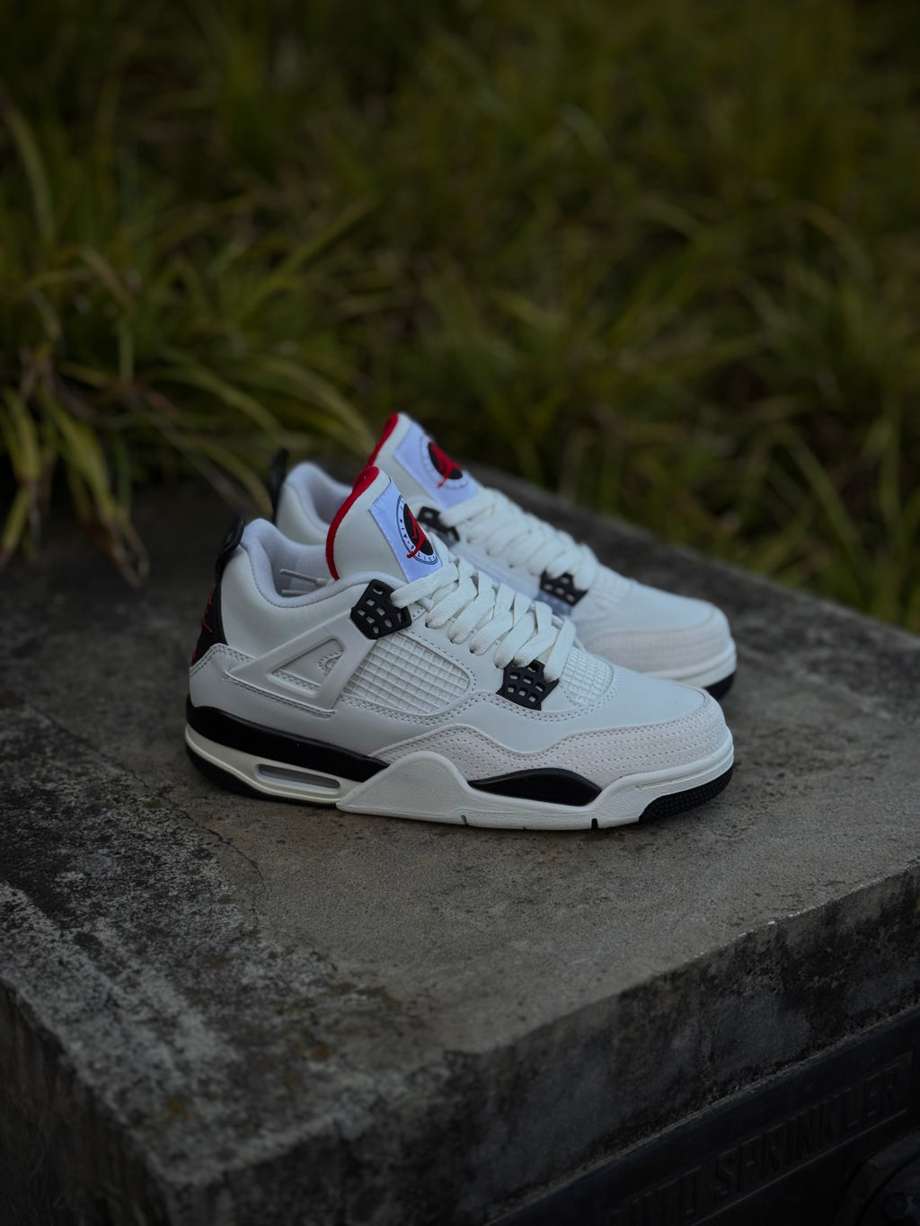 Jordan 4 Retro Flight Club
