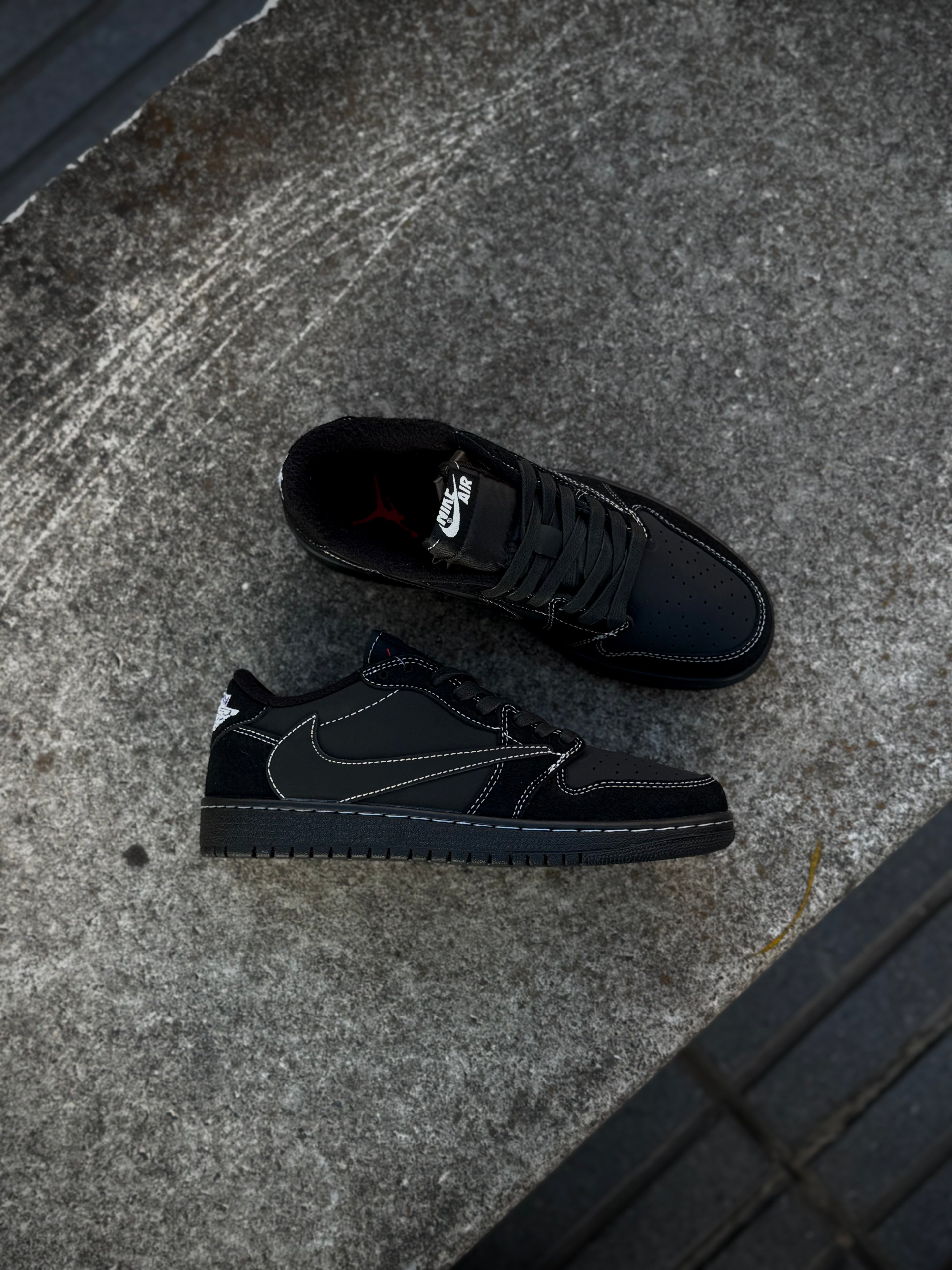 Jordan 1 Travis Scott Black Phantom
