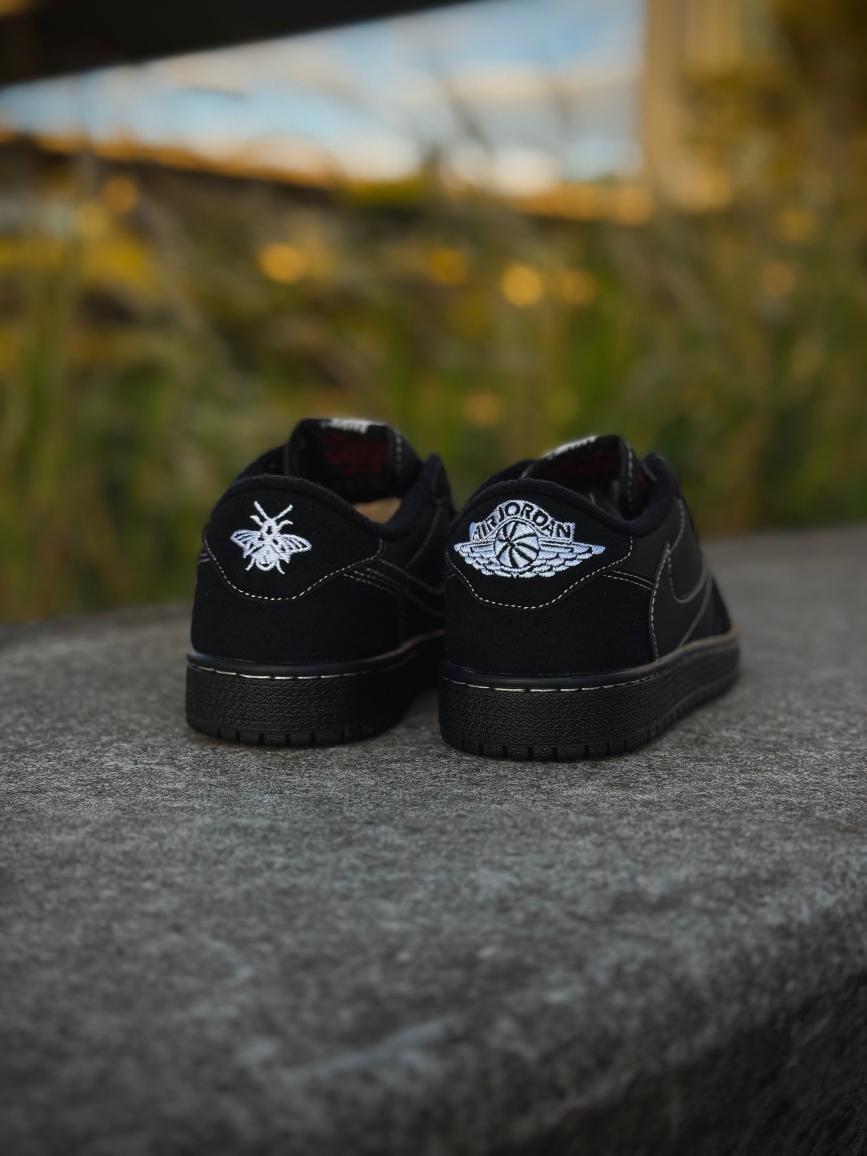 Jordan 1 Travis Scott Black Phantom