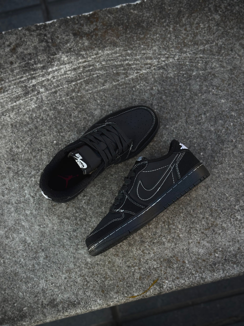 Jordan 1 Travis Scott Black Phantom