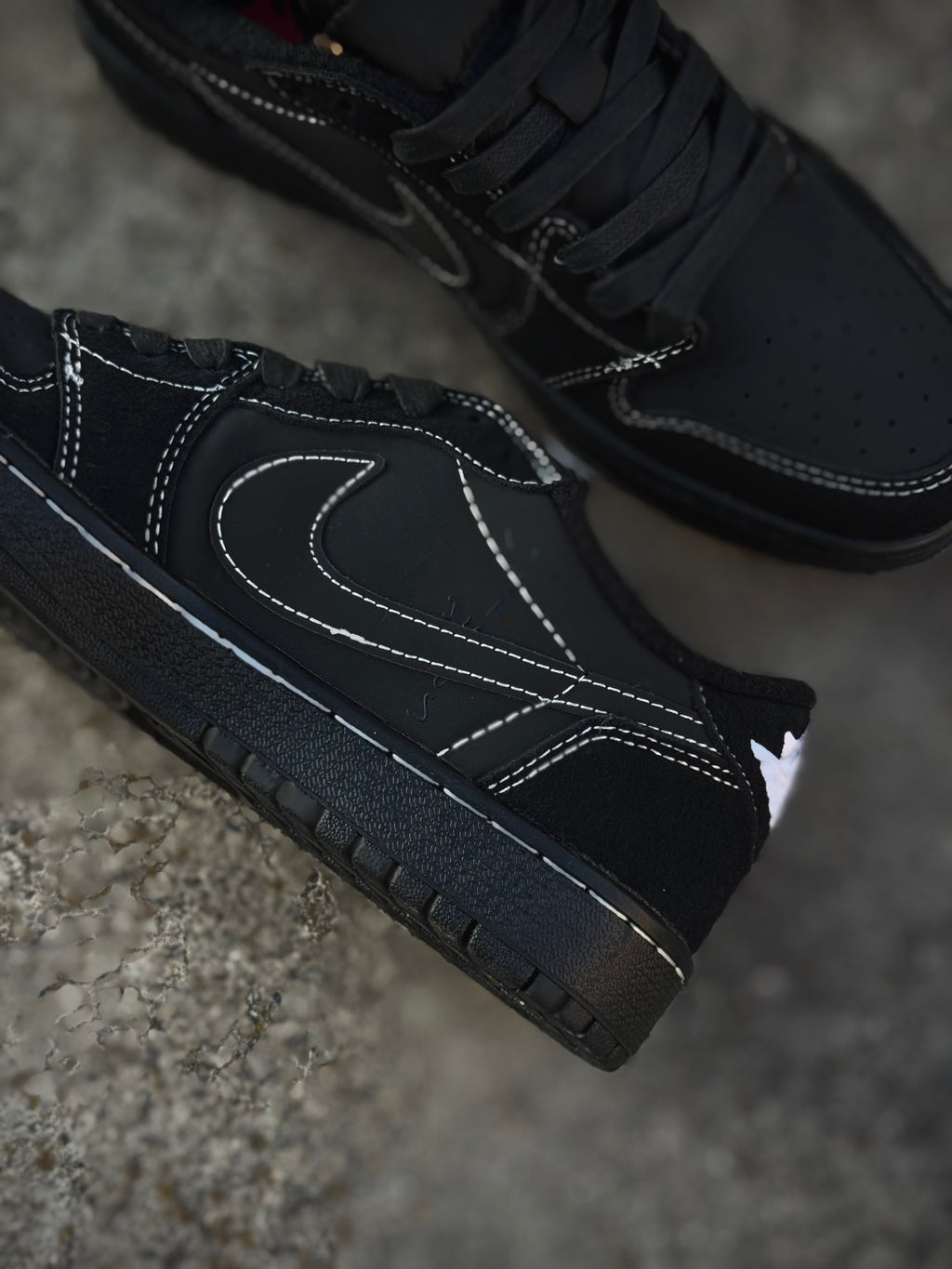 Jordan 1 Travis Scott Black Phantom