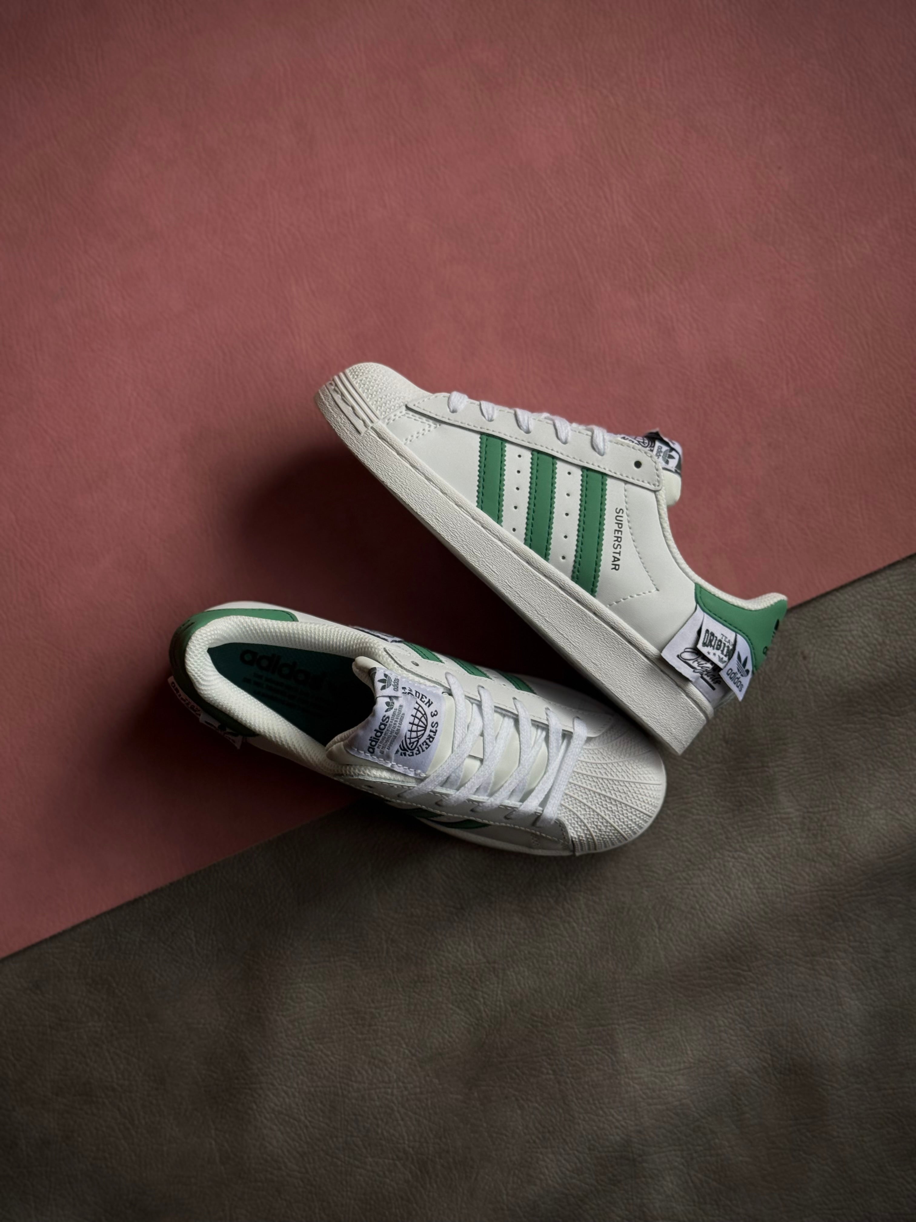 Adidas Superstar
