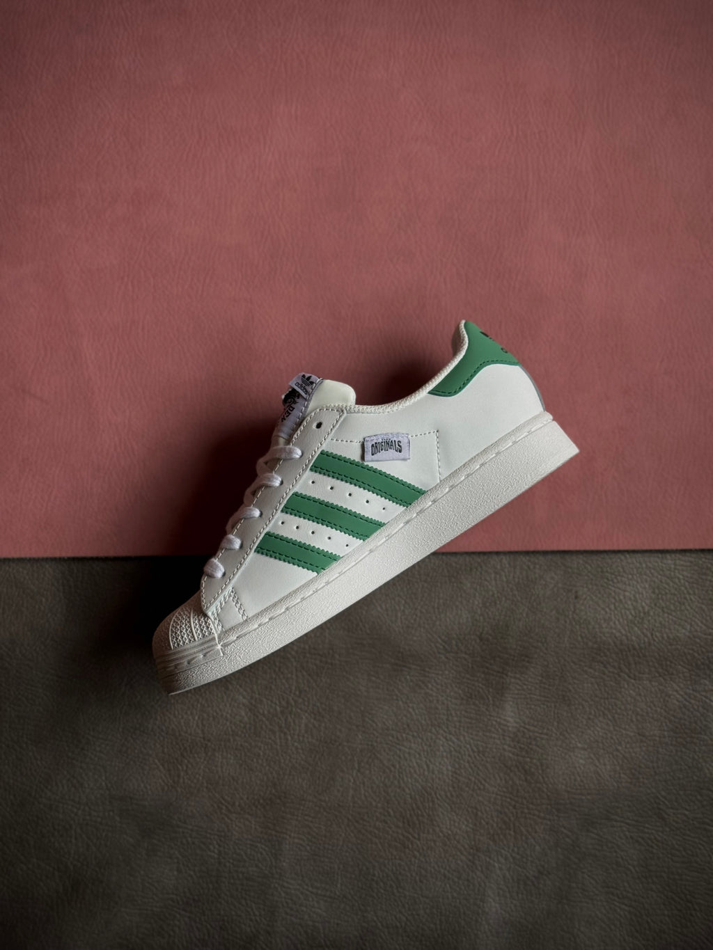Adidas Superstar