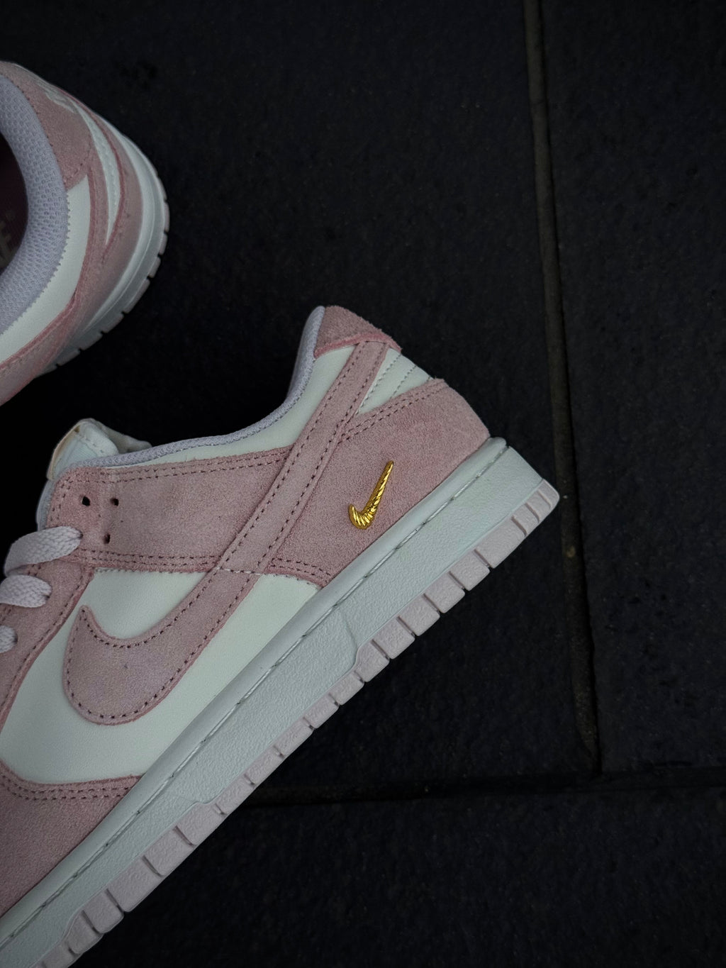 Nike Dunk Low SE