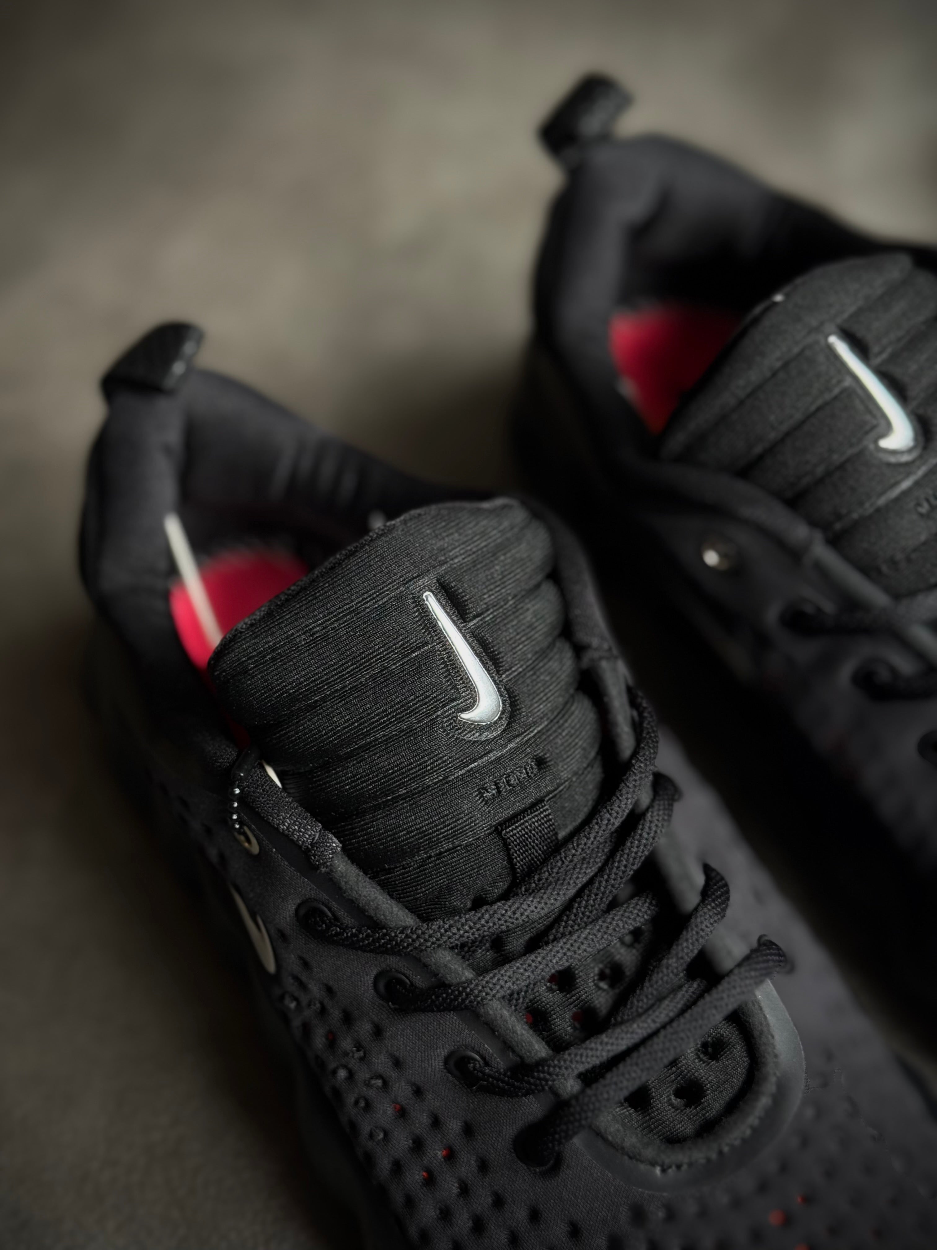 Nike Mind 002