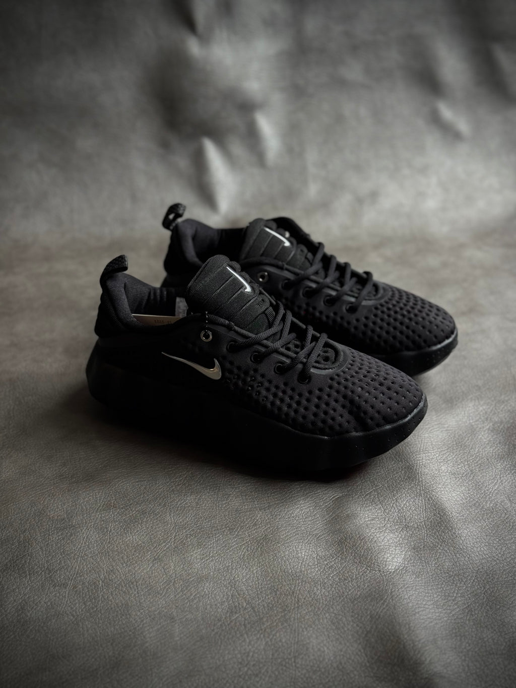 Nike Mind 002