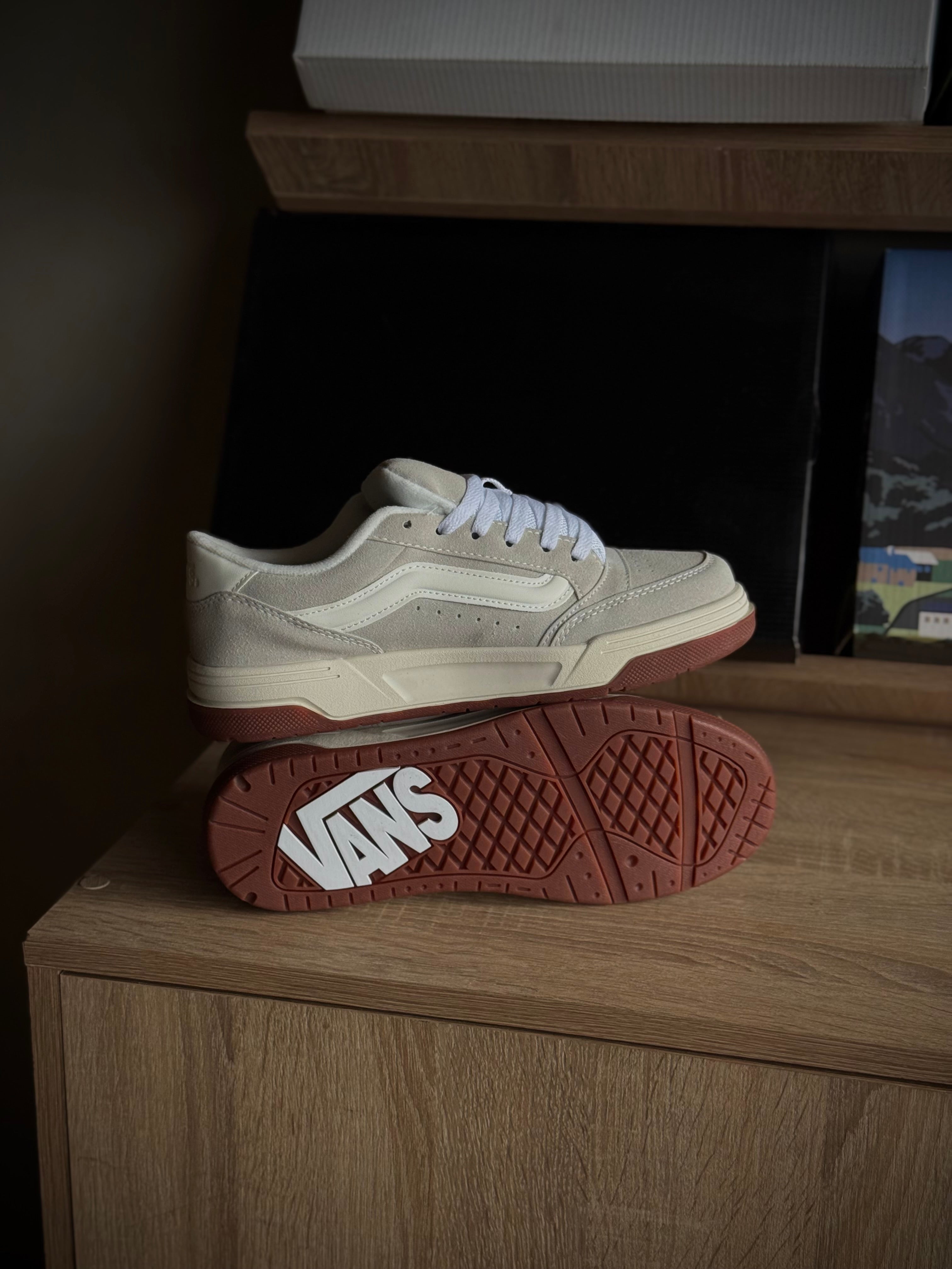 Vans Hynale