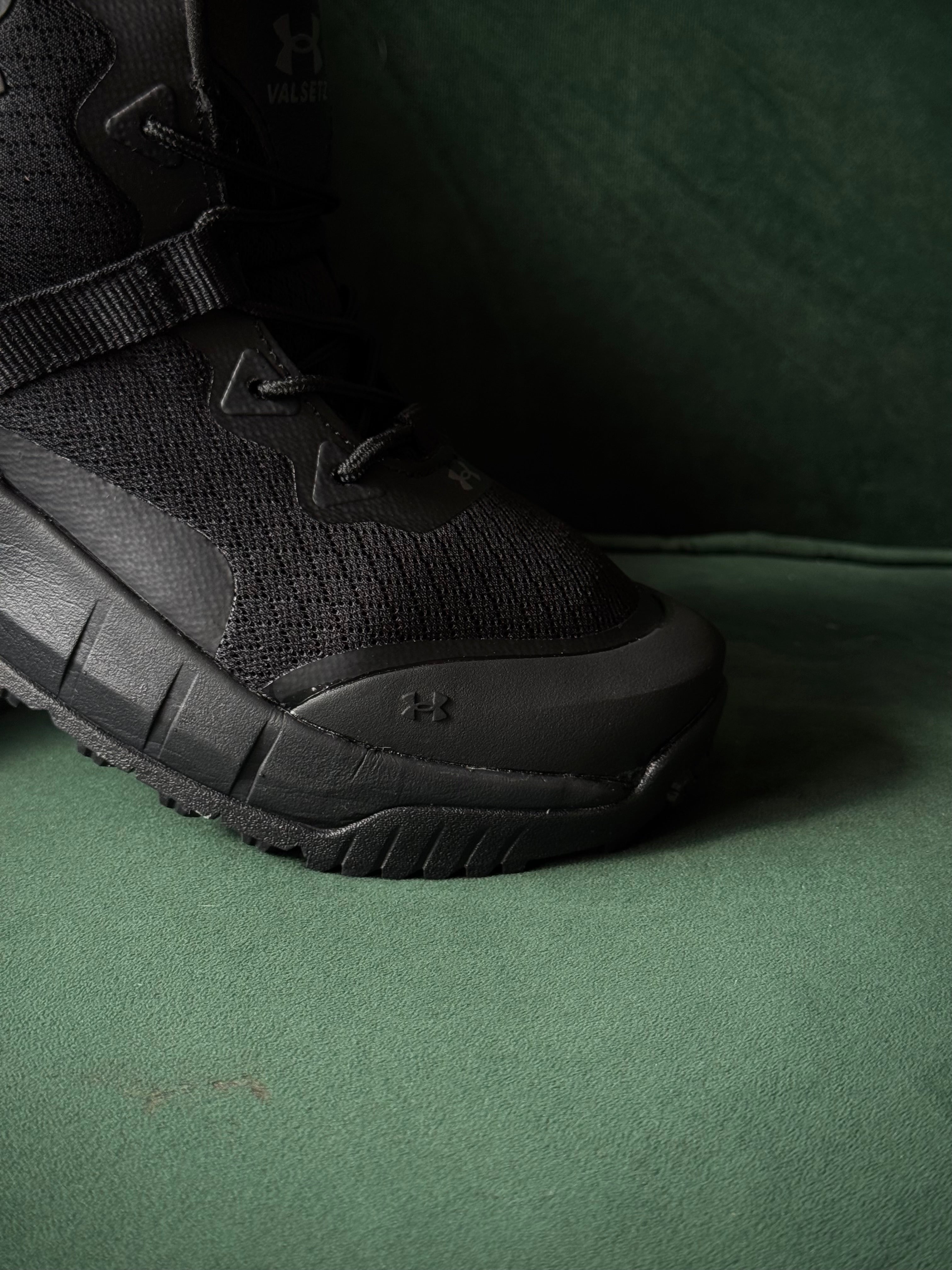 Under Armour Micro G Valsetz