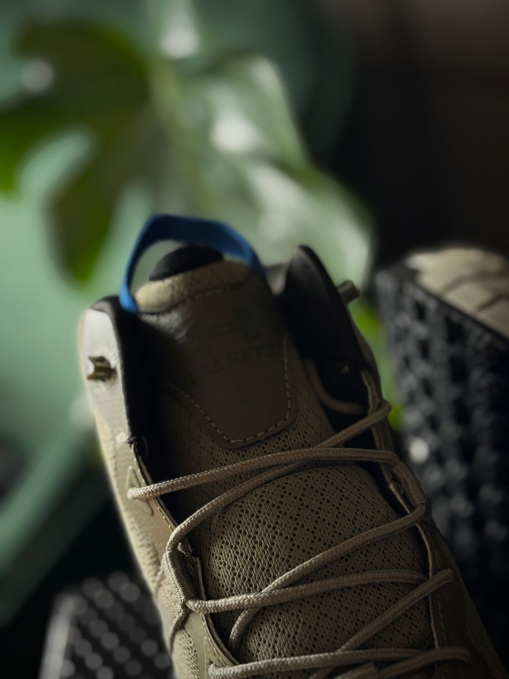 Under Armour Micro G Valsetz