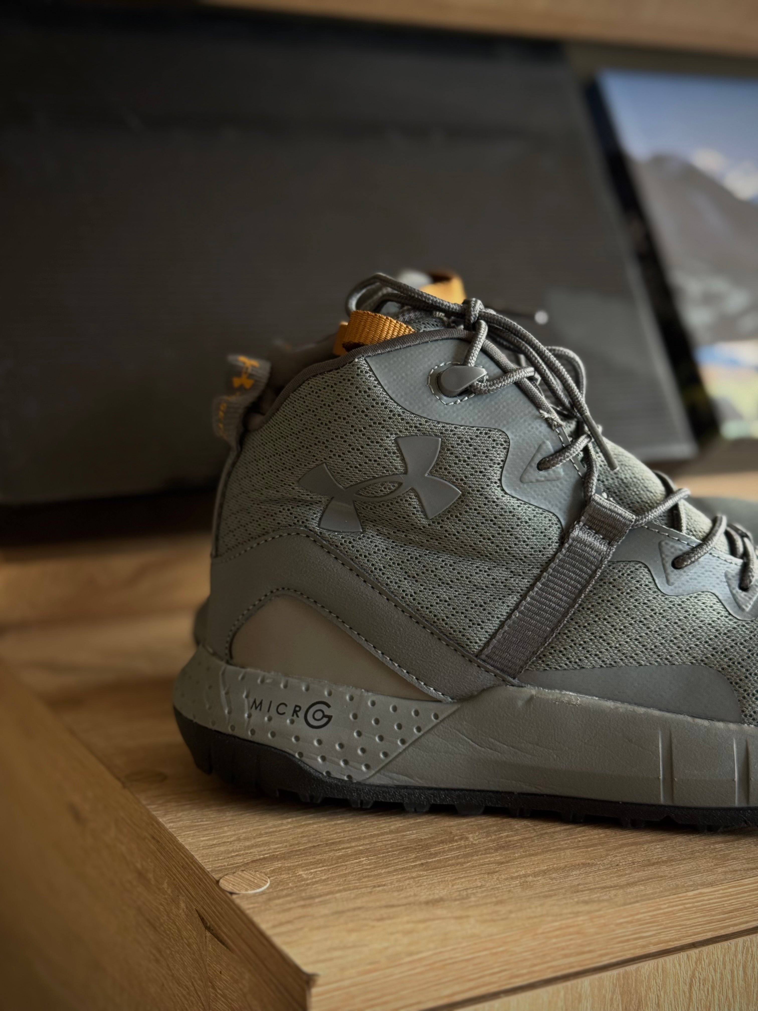 Under Armour Micro G Valsetz