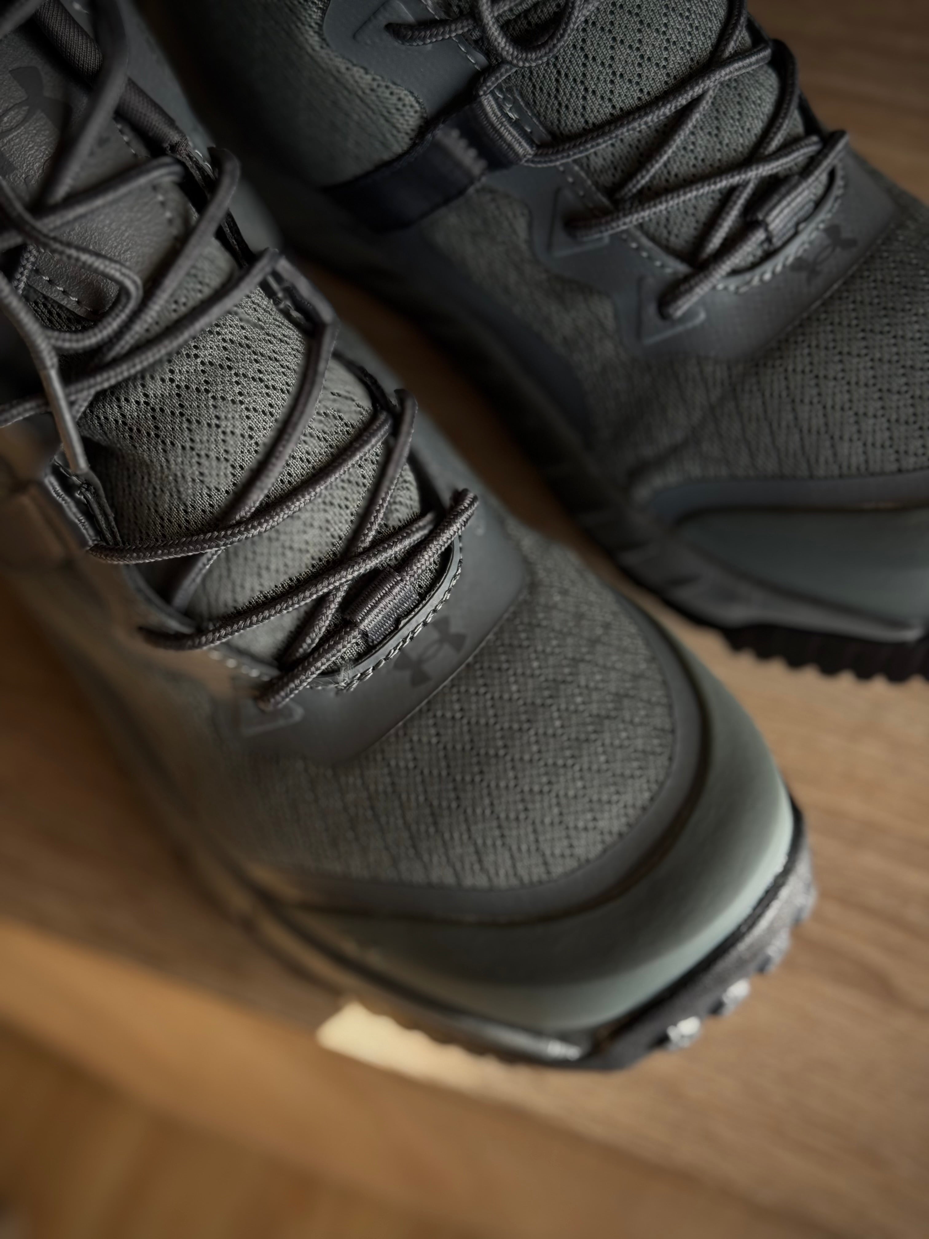 Under Armour Micro G Valsetz