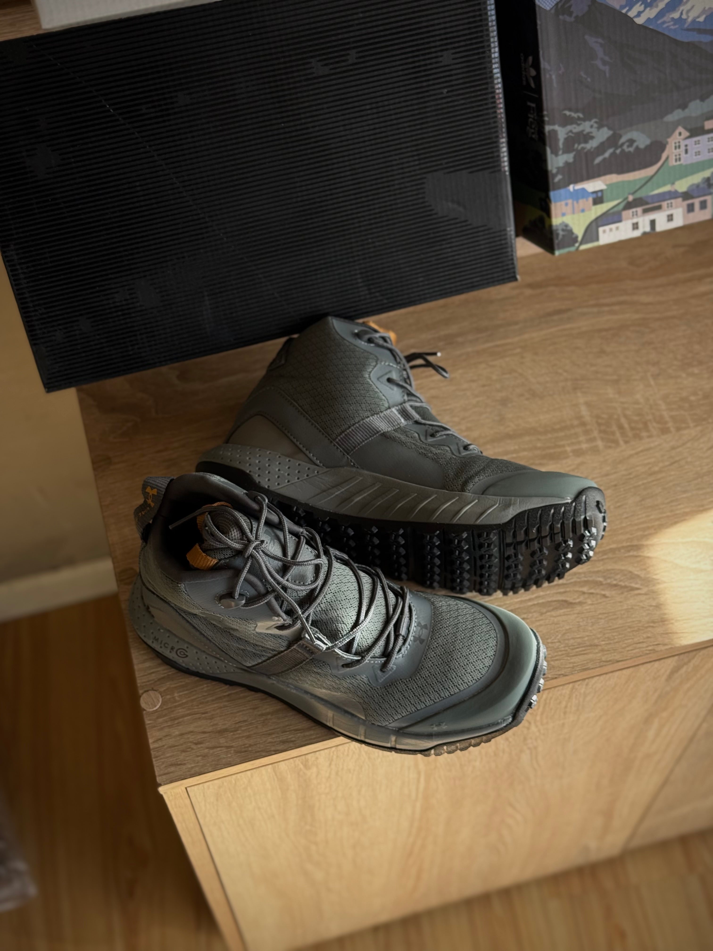Under Armour Micro G Valsetz