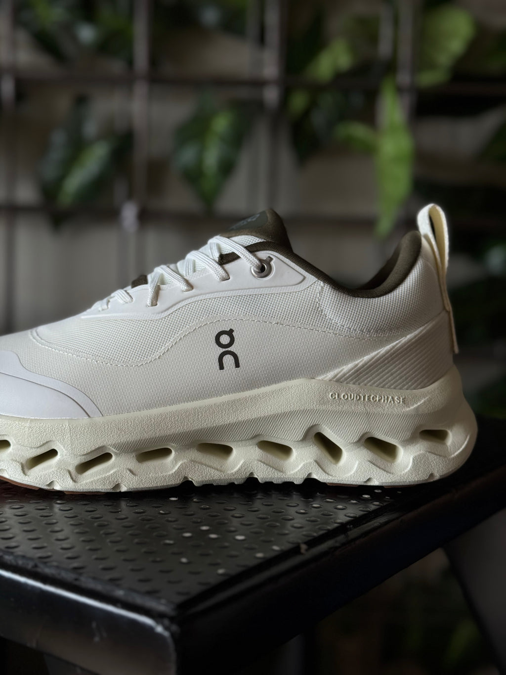 On Running Cloudtilt 2 LOEWE Tan White Gum