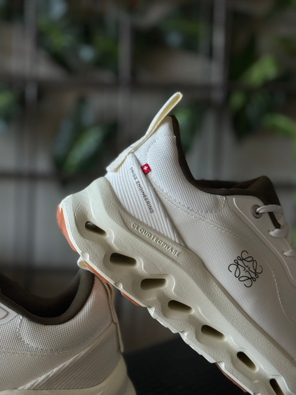 On Running Cloudtilt 2 LOEWE Tan White Gum